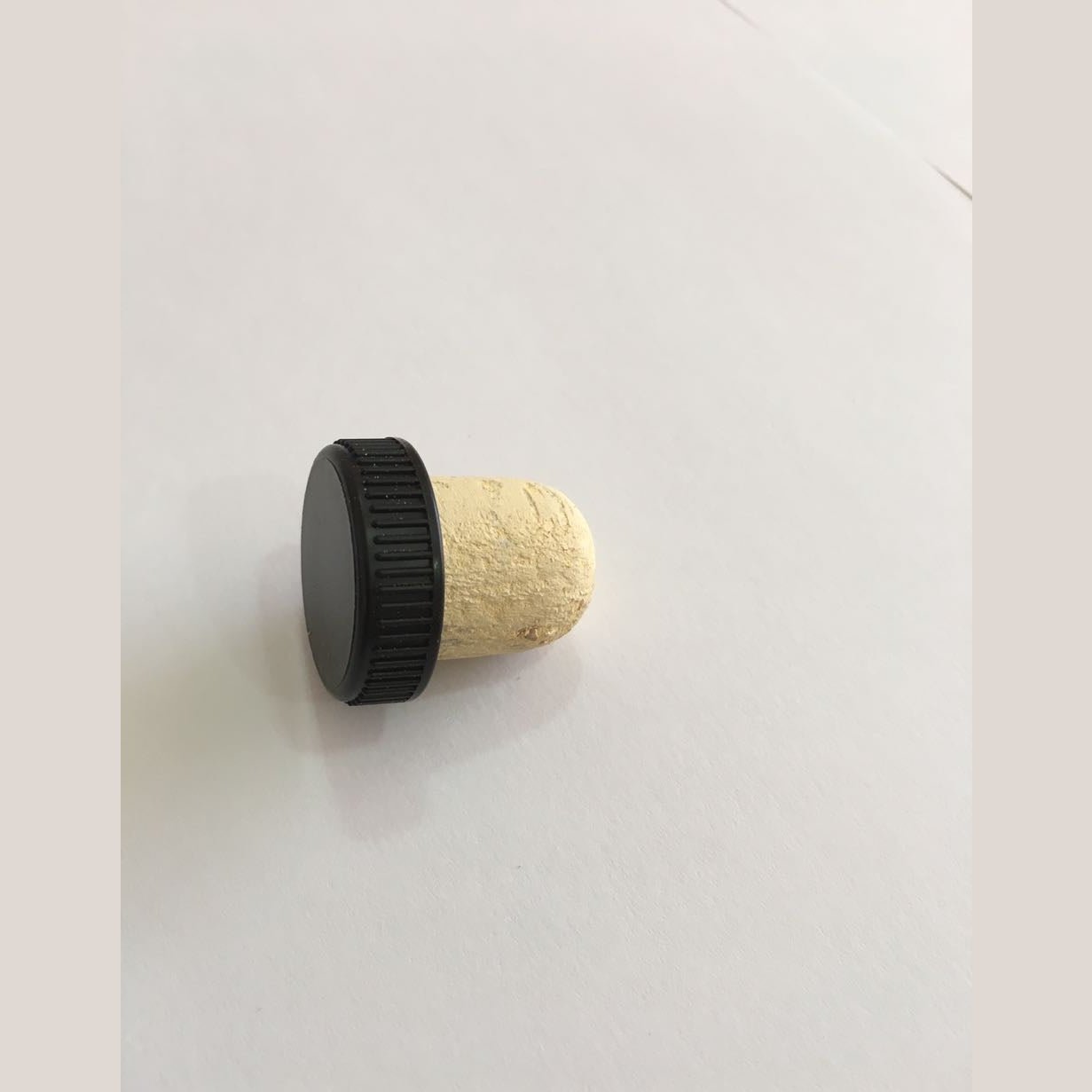 Plastic Topped Wine Cork - 27*19 mm